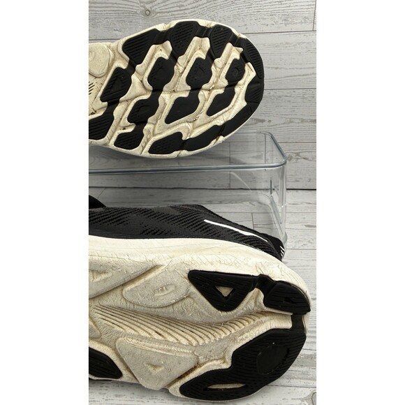 Hoka One One Men\'s Clifton 9 Wide Running Shoes Size 9 2E, Black / White #423 main image 6